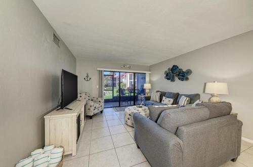 Gone Coastal - 1801 Gulf Drive N Unit #118