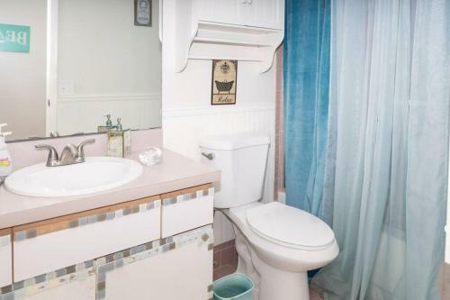 Spacious 3 Bedroom Home Near Southwest Ranches