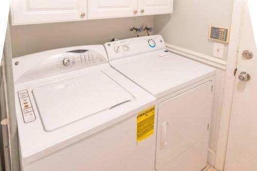 Spacious 3 Bedroom Home Near Southwest Ranches