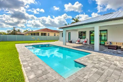 Dog-friendly Home With Saltwater Pool And Patio