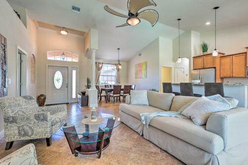 Tropical Cape Coral Retreat With Lanai And Pool!