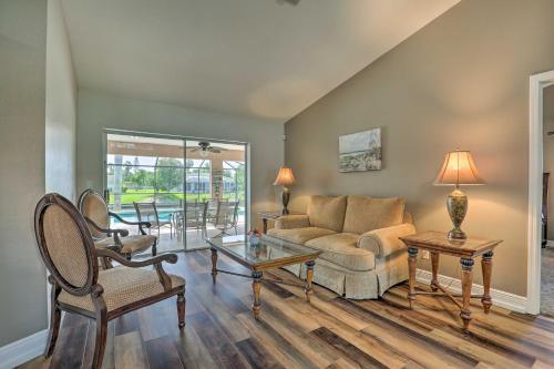 Sun-lit Gem With Lanai, Hot Tub And Boat Dock!