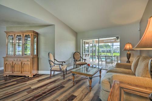 Sun-lit Gem With Lanai, Hot Tub And Boat Dock!