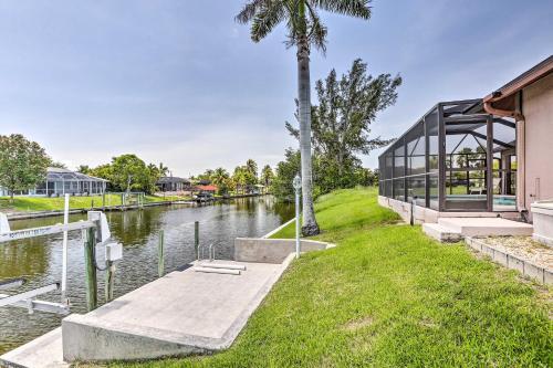 Sun-lit Gem With Lanai, Hot Tub And Boat Dock!