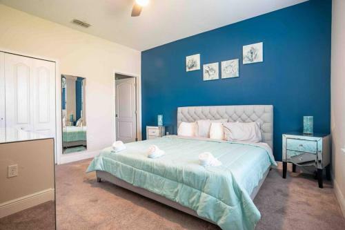 Spacious 6bdrm Villa Near All The Attractions!!