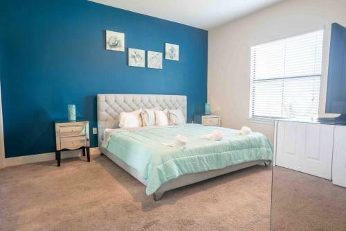Spacious 6bdrm Villa Near All The Attractions!!