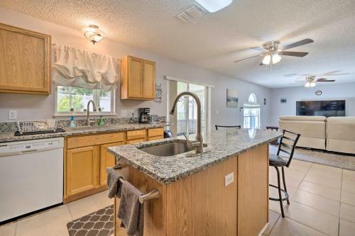 Spacious Haines City Home Yard And Game Room!