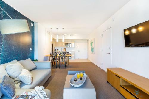 Modern Resort Pool Resort Modern Apartment 2 Br 2 Br Poo