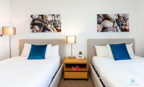 Modern Resort Pool Resort Modern Apartment 2 Br 2 Br Poo