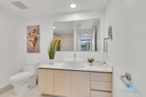 Modern Resort Pool Resort Modern Apartment 2 Br 2 Br Pool