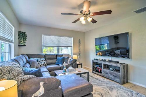 Welcoming Largo Home With Yard About 4 Mi To Beach!