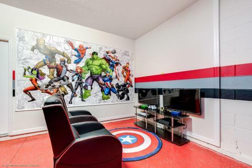 Private Pool Home W Spa, Game Room, Bbq & More