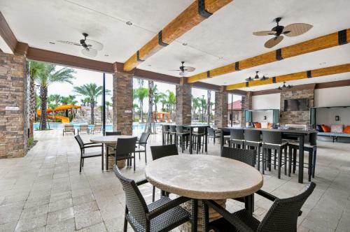 Private Pool Home W Spa, Game Room, Bbq & More