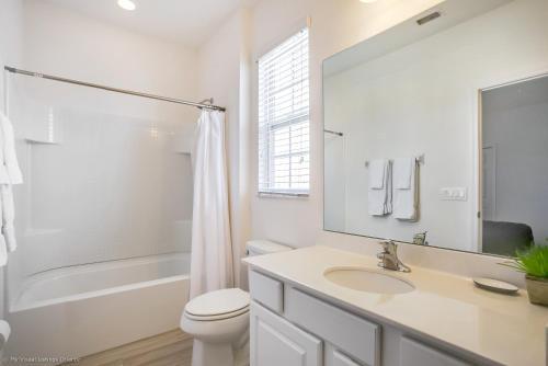 Villa 6112 Broad Oak Drive