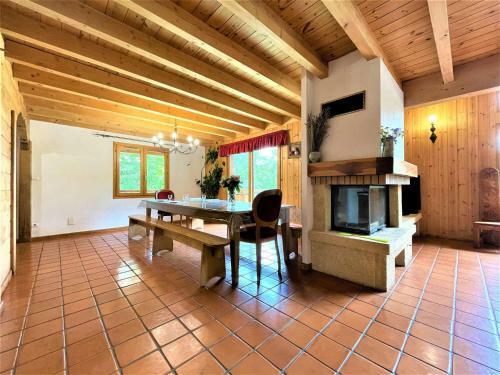 Maison Brian�on, 3 Pi�ces, 6 Personnes - Fr-1-330c-129