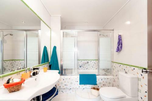 Villa Danae Red By Villa Plus