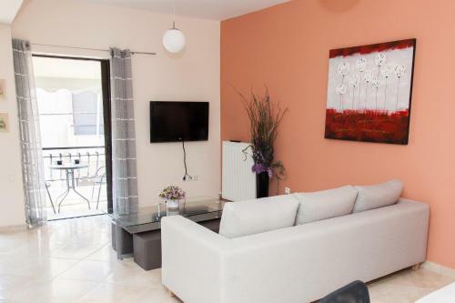 Great Apartment In Piraeus