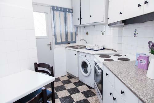 Beautifull Apartment In Piraeus