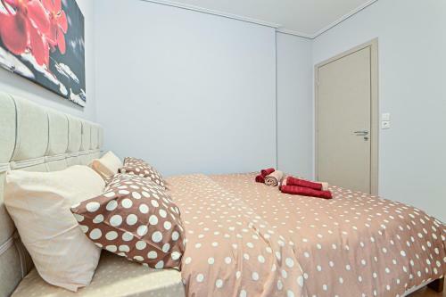 Stunning Apartment Located Close To Piraeus Port (?2)
