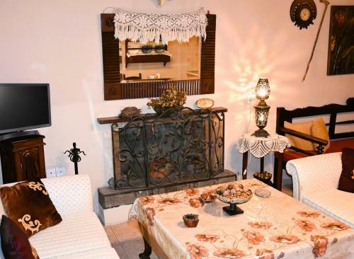 Maria's Mountain Home