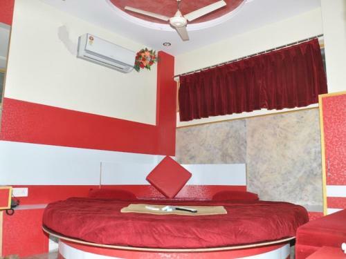 Oyo 89600 Hotel Ravi Palace Rajkot