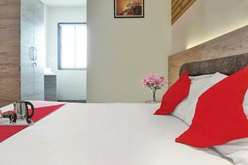 Oyo Flagship 90908 Hotel Kalptaru