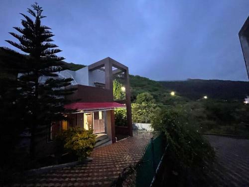 Hill-view And Nature Surrounding 3 Bhk Villa