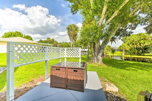 Waterfront N Fort Myers Boat Dock, Fire Pit!