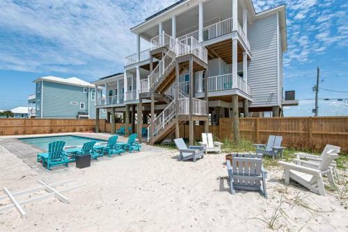 Toes In The Sand By Pensacola Beach Properties