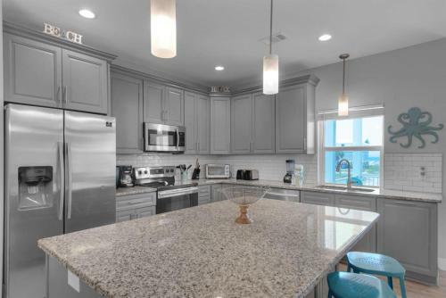 Toes In The Sand By Pensacola Beach Properties