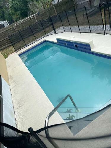 Rent Luxe 5 Star Villa 4 Bedroom Pool/bbq/