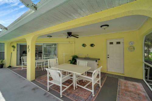 Tropical Retreat