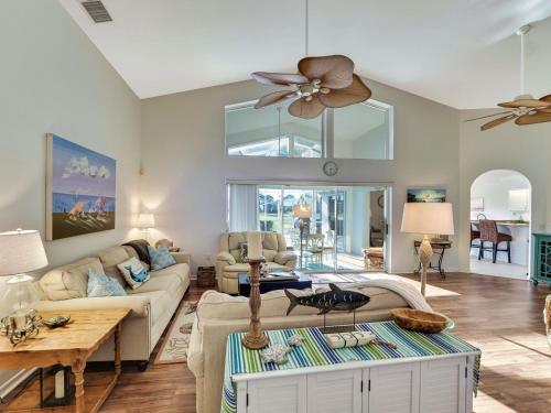 Tropical Cape Haze - Private Villa With Heated Pool - Sleeps 6