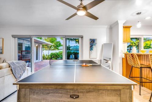 Pompano Pool Paradise