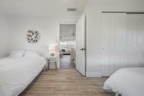 Upgraded Seminole Home In A Quiet Neighborhood