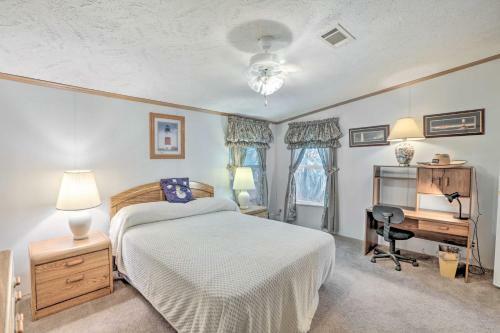 Bright Steinhatchee Home Proximity To Ocean!