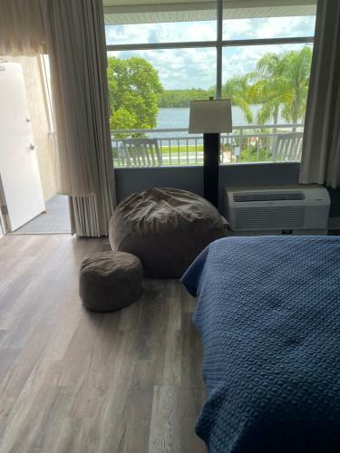 Apartamento Enjoy This Unique And Tranquil Resort Style Condo