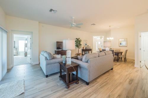 The Villages - Alsobrook Court 5646