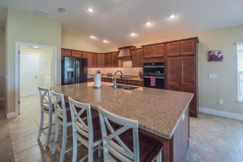 The Villages - Hensley Avenue 5829