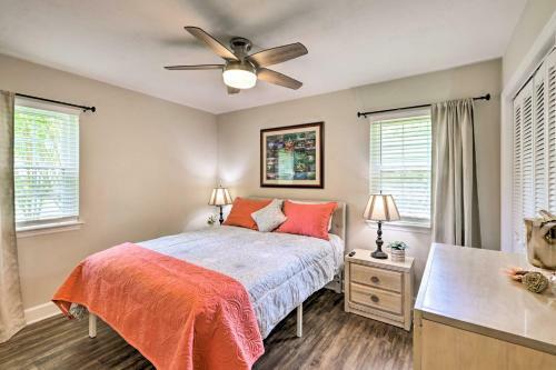 Bright Tallahassee Retreat With Lanai And Yard!