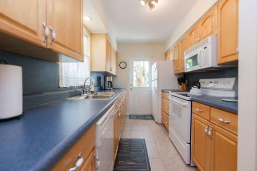 Siesta Villa Coralline - Charming Beach Villa On Siesta Key