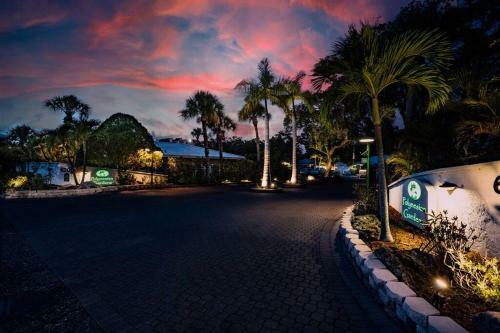 Siesta Villa Coralline - Charming Beach Villa On Siesta Key