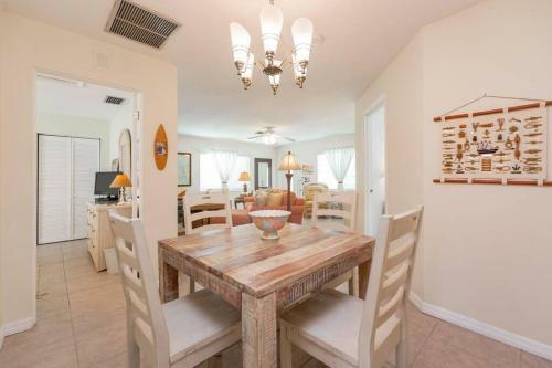Siesta Villa Coralline - Charming Beach Villa On Siesta Key