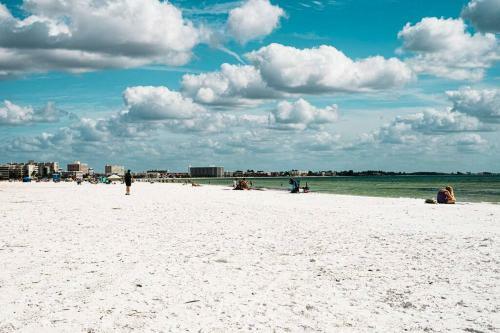 Siesta Villa Coralline - Charming Beach Villa On Siesta Key
