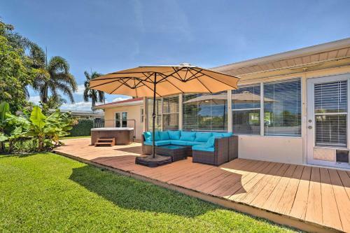 West Palm Beach Waterfront Oasis With Hot Tub!
