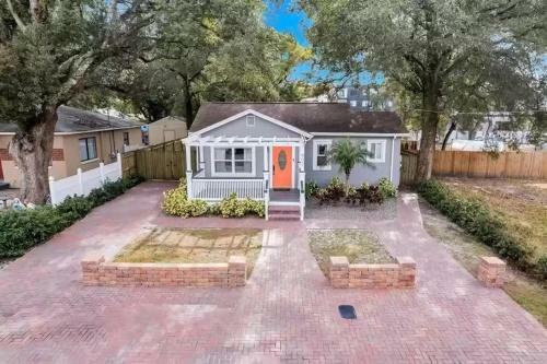 Sought After Seminole Secret Bungalow And Tesla Available