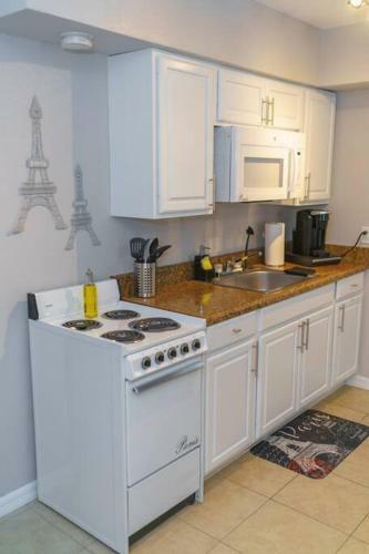 Apartamento New Paris Walking Distance To Bucs Stadium