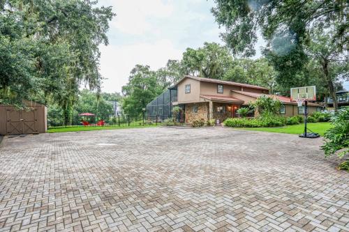 Hillsborough River Hideaway