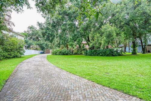 Hillsborough River Hideaway
