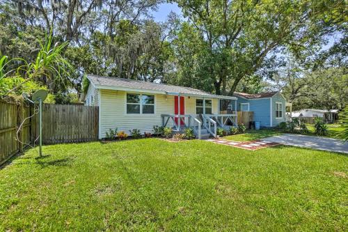 Central Tampa Home About 2 Mi To Busch Gardens!